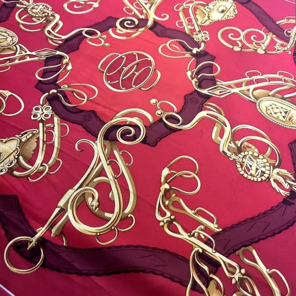 Hermès Red and Gold Silk Scarf - Picture 9 of 14